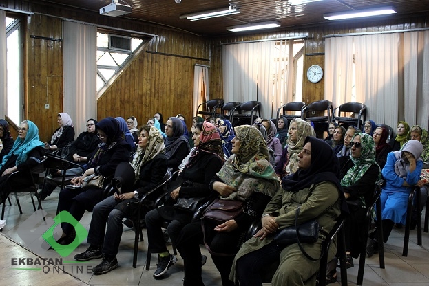 خانه فرهنگ آیه - جلسه هنر شاد زیستن 2