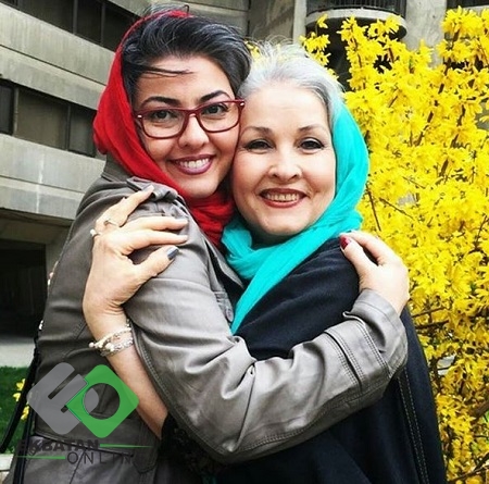 آناهیتا همتی