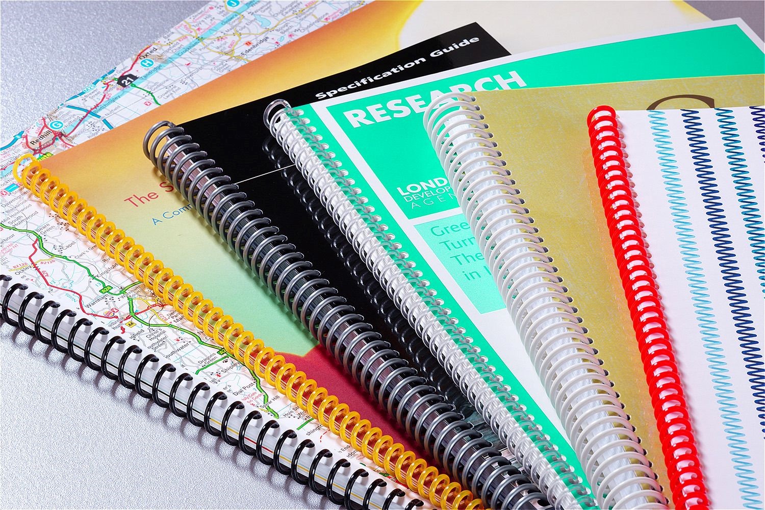 قیمت سیمی کتاب درسی، فرصتی محدود برای دانش آموزان