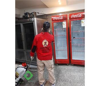 سمپاشی امپراطور | سم پاشی در شهرک اکباتان 1