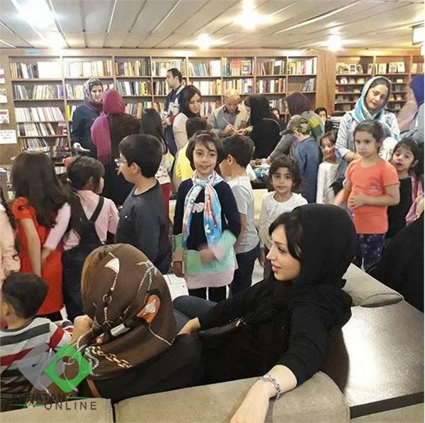 کتاب اکباتان | کتابفروشی در شهرک اکباتان 4