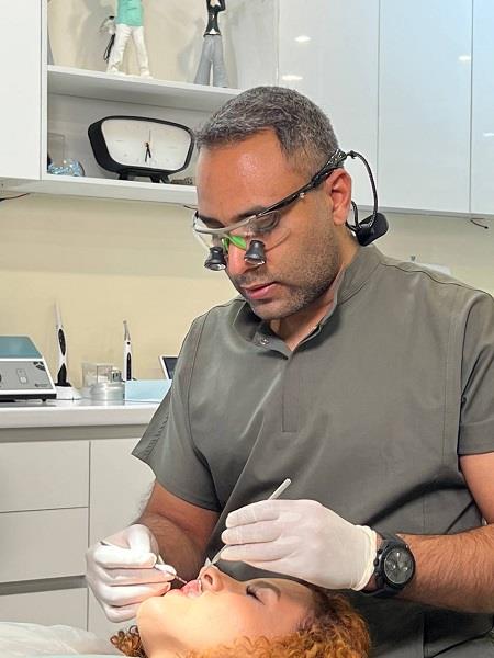 دکتر میلاد غلامرضایی - دندانپزشک شهرک اکباتان 3