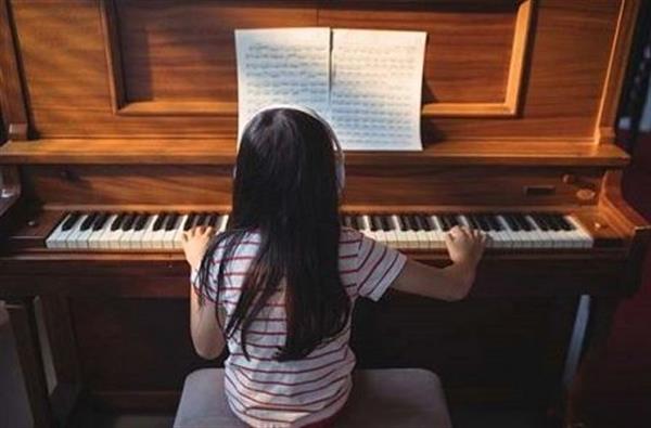 تدریس خصوصی پیانو 1