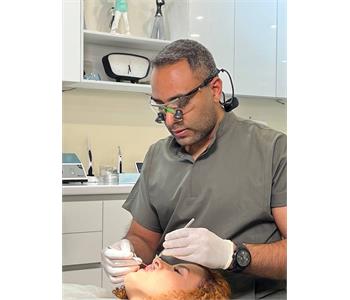 دکتر میلاد غلامرضایی - دندانپزشک شهرک اکباتان 3